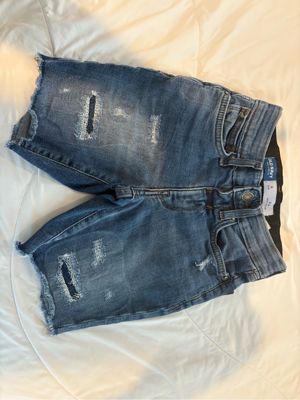 Old Navy Distressed Ankle-Length Cropped Jeans - Blue